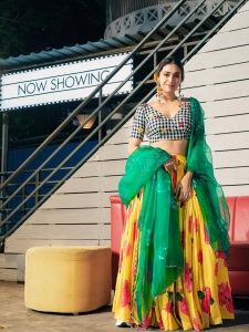 keerthi-suresh-in-Lehenga-and-shoes-styling-image-photos
