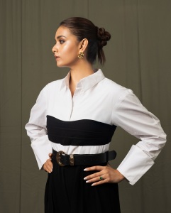 keerthi-suresh-in-black-and-white-combo-dress-style-ideas-photos-003