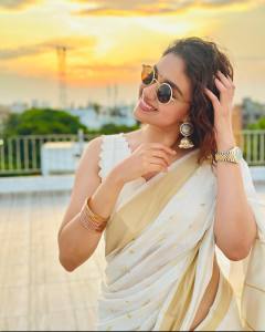 keerthi-suresh-in-set-saree-photos-latest-004