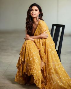 keerthi-suresh-in-summer-dress-saree-photos-005