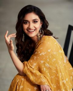 keerthi-suresh-in-summer-dress-saree-photos