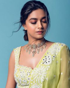 keerthi-suresh-latest-photos-in-green-saree-001