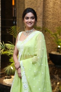 keerthi-suresh-latest-photos-in-lehenga-001