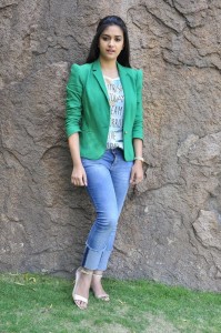 keerthi-suresh-latest-pics-214-00326