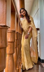 keerthi-suresh-latest-saree-photos-without-makeup-006