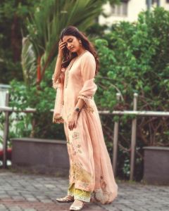 keerthi-suresh-new-photos-in-peach-colour-churidar-005