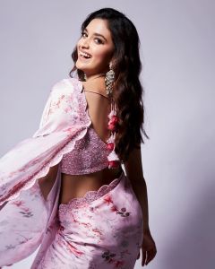 keerthi-suresh-new-photos-in-pink-saree-latest-images-002