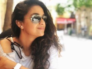keerthi-suresh-with-her-dog-photos