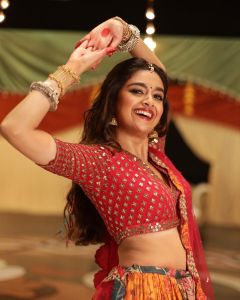 keerthy-suresh-first-music-video-gandhari-look-photos-002