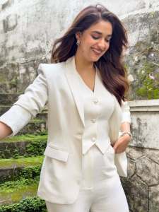 keerthy-suresh-in-white-coat-and-pants-office-style-outfit-ideas-photos