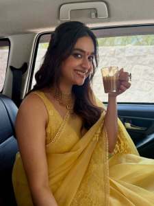 keerthy-suresh-in-yellow-saree-with-makeup-look-photos-014