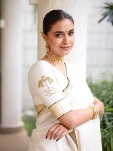 keerthy-suresh-latest-photos-in-movie-promotion