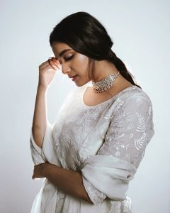keerthy-suresh-latest-photos-in-white-thread-churidar-004