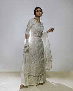 keerthy-suresh-latest-photos-in-white-thread-churidar-006