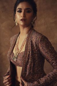 keerthy-suresh-latest-photoshoot-in-royal-look-006