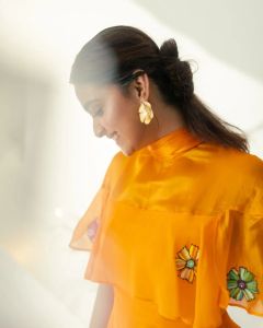 keerthy-suresh-latest-photoshoot-in-royal-look-009