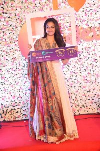 keerthy-suresh-latest-pics-09412-394