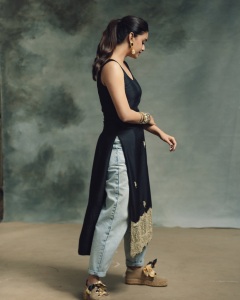 keerthy-suresh-latest-trending-style-dressing-ideas-photos-006
