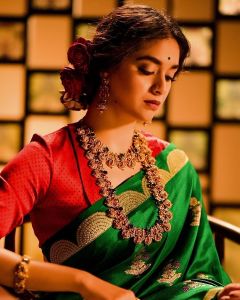 keerthy-suresh-new-green-pattu-saree-and-red-blouse-photos-001