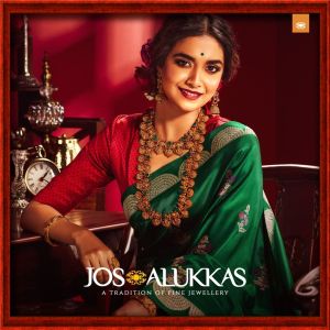 keerthy-suresh-new-green-pattu-saree-and-red-blouse-photos-004
