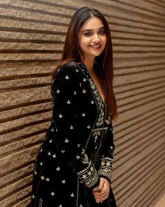 keerthy-suresh-new-look-in-black-salwar-suit