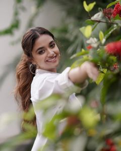 keerthy-suresh-new-photos-2021-004