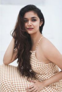 keerthy-suresh-new-photos-in-summer-dress-