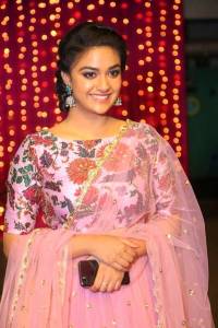 keerthy-suresh-pictures-556-00473