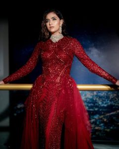 keerthy-suresh-red-colour-gown-photos-004