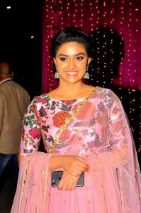 keerthy-suresh-stills-460-00118