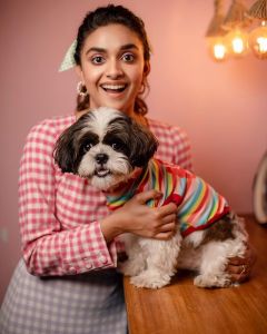 keerthy-suresh-with-puppy-dog-Nyke-photos-001