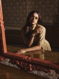 keerthy-suresh-in-Vintage-style-tint-sunglasses-with-gold-wire-frames-photos-001