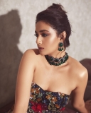 keerthi-suresh-in-stylish-jumpsuit-photos-005