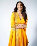 keerthi-suresh-in-yellow-churidar-dress-photos-002