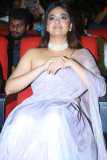 keerthy-suresh-strapless-blouse-saree-photos-007