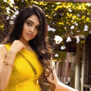 lekshmi-menon-new-photoshoot-011