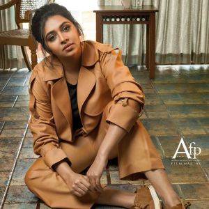 lekshmi-menon-new-photoshoot-015