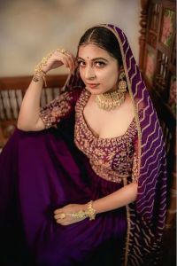 leona-lishoy-images-latest-001