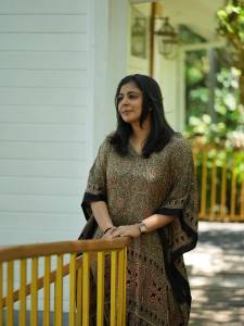 leona-lishoy-in-kaftan-style-dress-design-photos-003