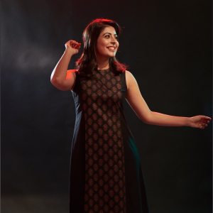 leona-lishoy-new-photos-032-001