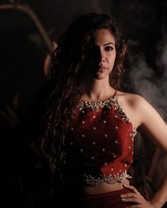 Madonna-Sebastian-new-photo-shoot-pics-002