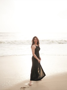 madonna-sebastian-in-black-dress-beach-photos-002