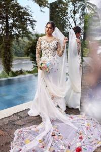 madonna-sebastian-in-fish-cut-gown-009
