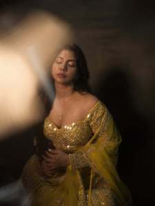 madonna-sebastian-in-lemon-yellow-lehenga-with-mirror-sequence-and-wide-neck-blouse-photos-003