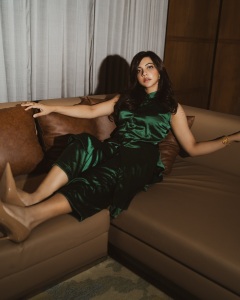 madonna-sebastian-in-stylish-look-photos-latest-004