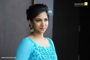 madonna-sebastian-latest-stills-083-0151