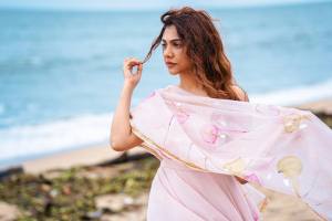 madonna-sebastian-onam-photos-001