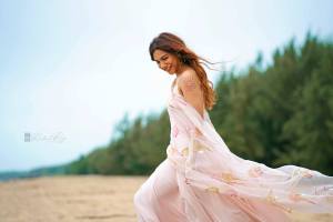 madonna-sebastian-onam-photos-004