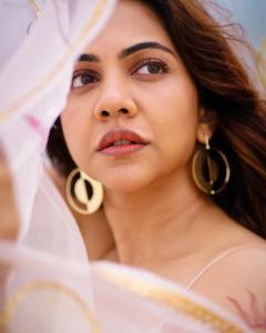 madonna-sebastian-onam-photos-005