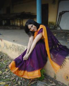 madonna-sebastian-styling-in-cotton-saree-003